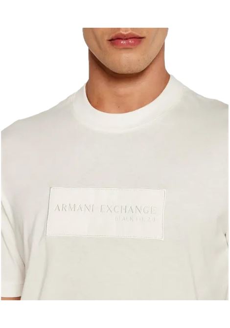 T-SHIRT RELAXED FIT CON APPLICAZIONE LOGO ARMANI EXCHANGE | T-shirt | XM000090 AF10361U0009